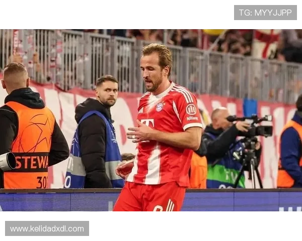 拉莫斯欧冠决赛对利物浦的争议行为与关键作用解析 拉莫斯欧冠决赛对利物浦的争议行为与关键作用解析